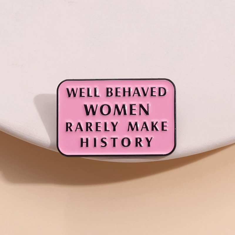 Well Behaved Women Rarely Make - đánh giá và giá Women Fashion History